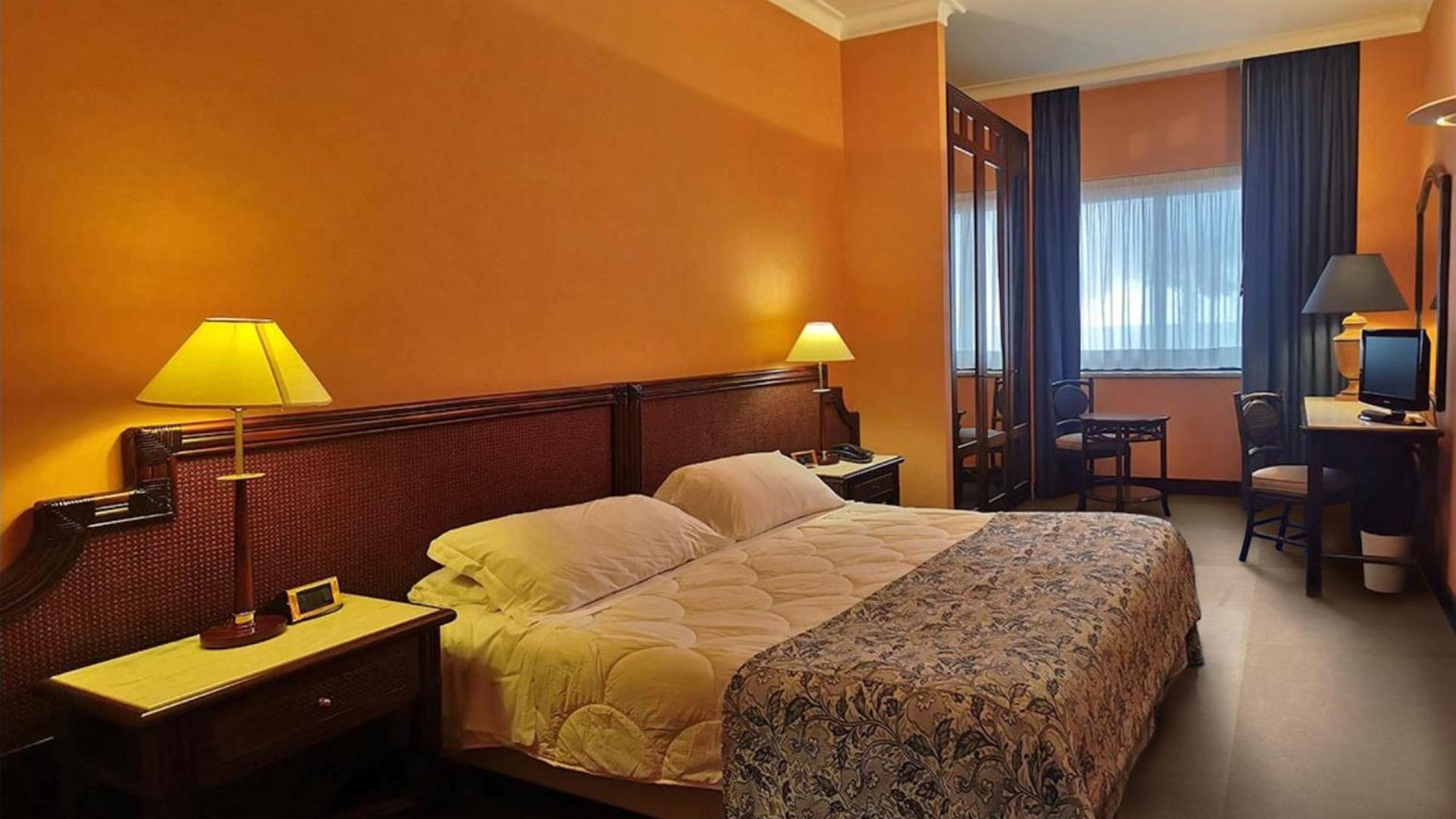 Hotel Schuhmann Paestum Exterior photo